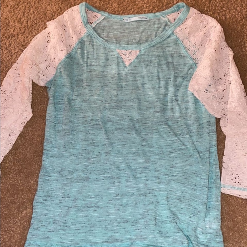 Maurices top